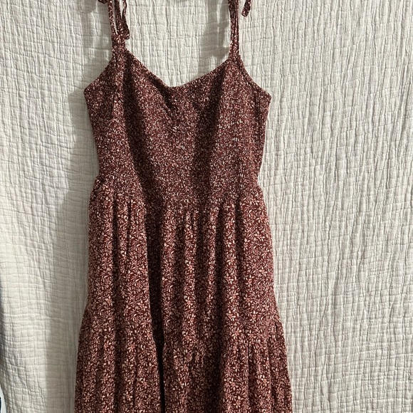 Lucie Tie-Strap Tiered Midi Dress in Florentine Floral - Picture 2 of 5